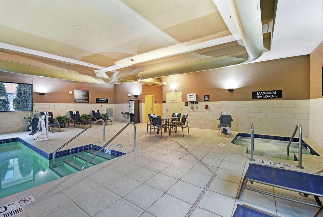 Hampton Inn Beloit Esterno foto