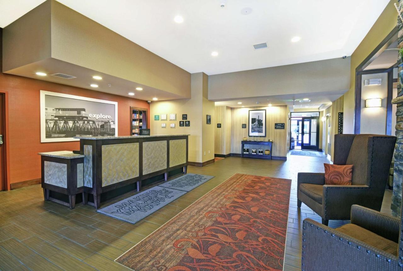 Hampton Inn Beloit Esterno foto